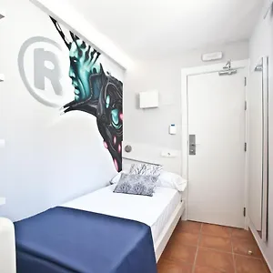Ryans Pocket Hotel Ibiza